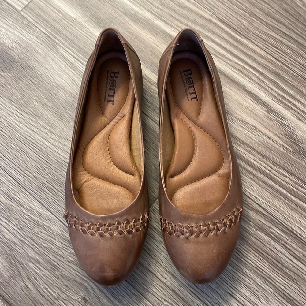 Born Brown Flats - 8.5 - Never Worn